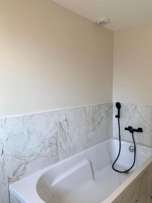 Villa Chic 3 Chambres ,2 Sdb Châtellerault Екстериор снимка